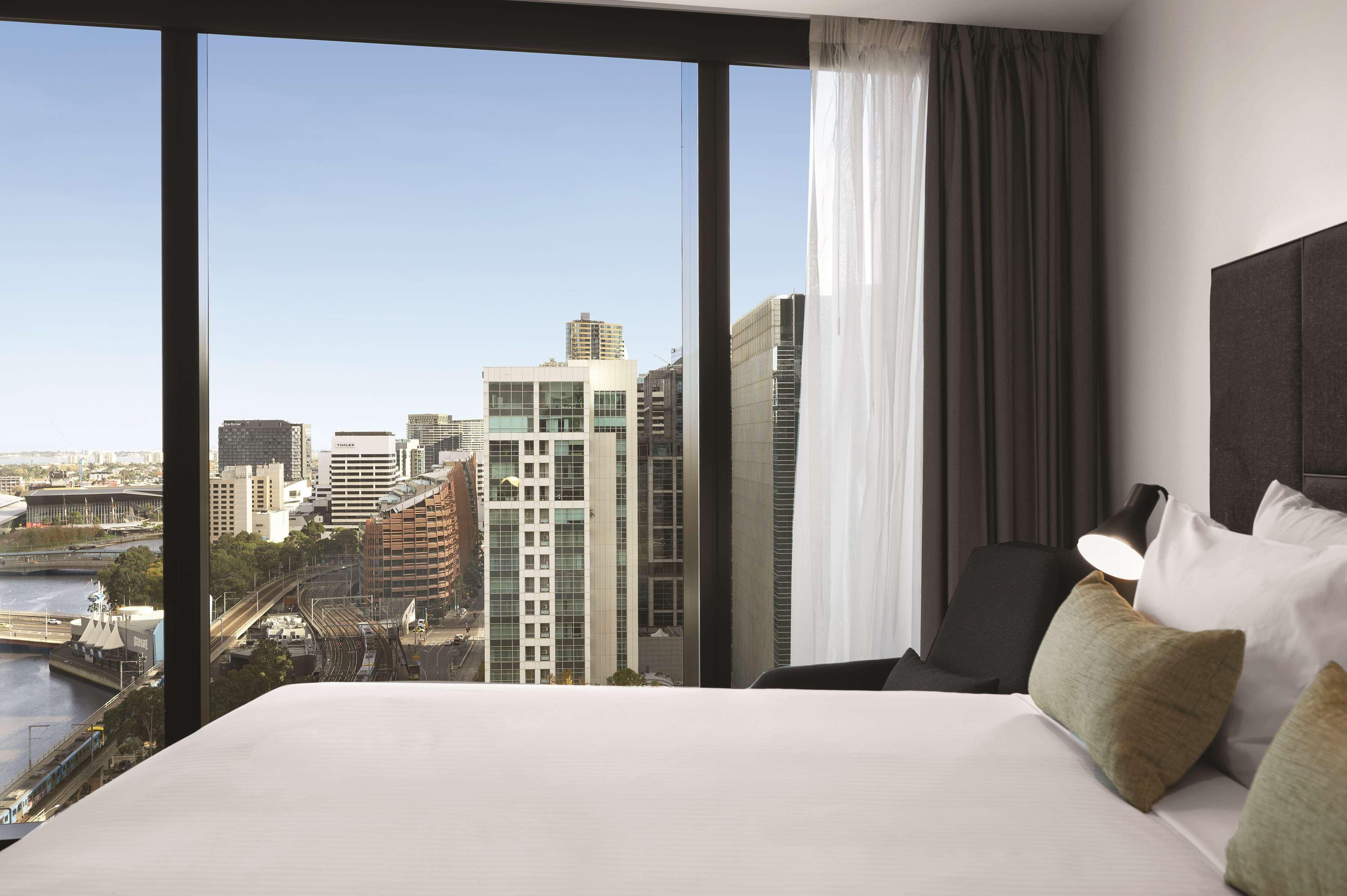 Vibe Hotel Мелбърн Екстериор снимка