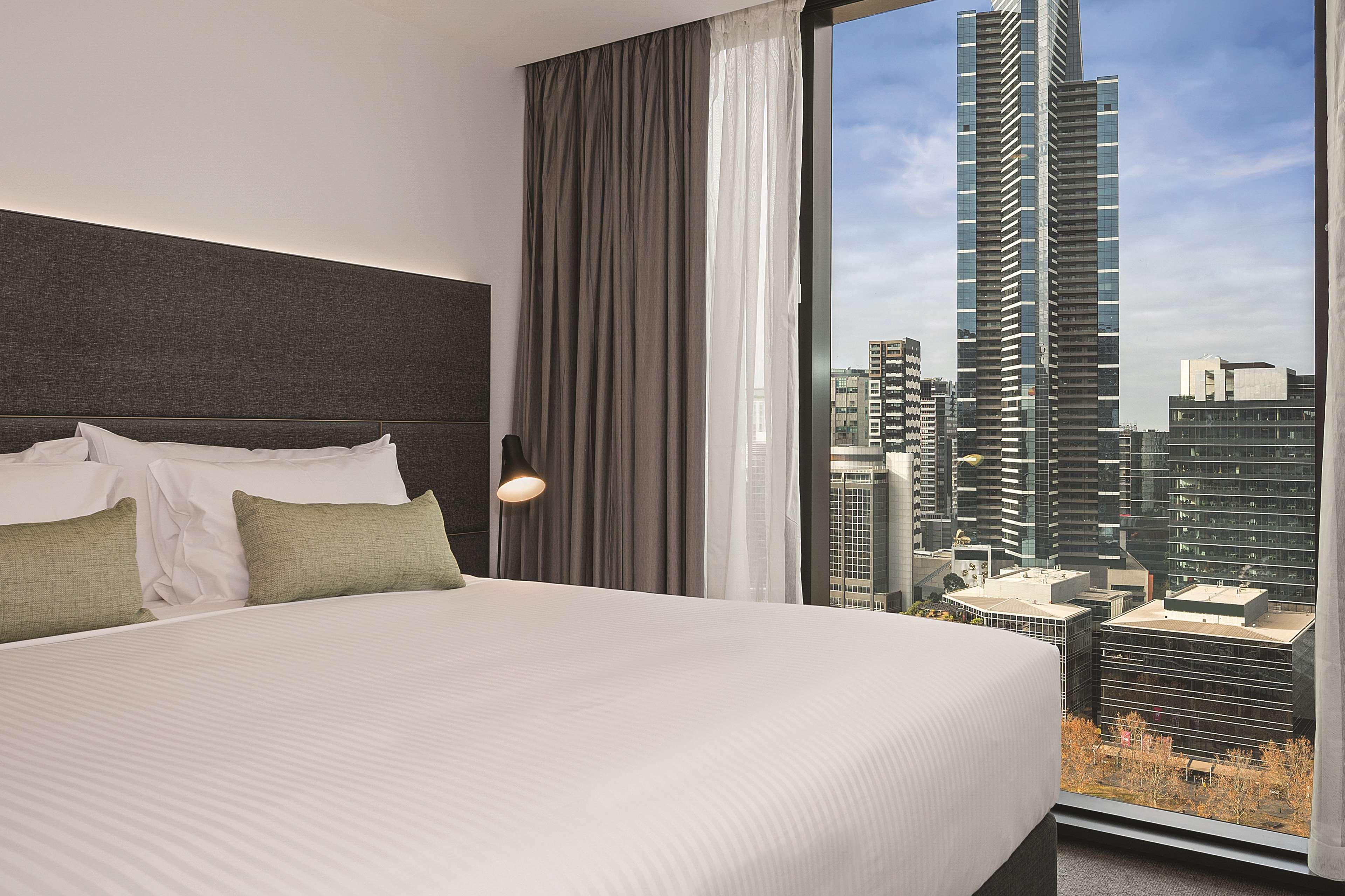 Vibe Hotel Мелбърн Екстериор снимка