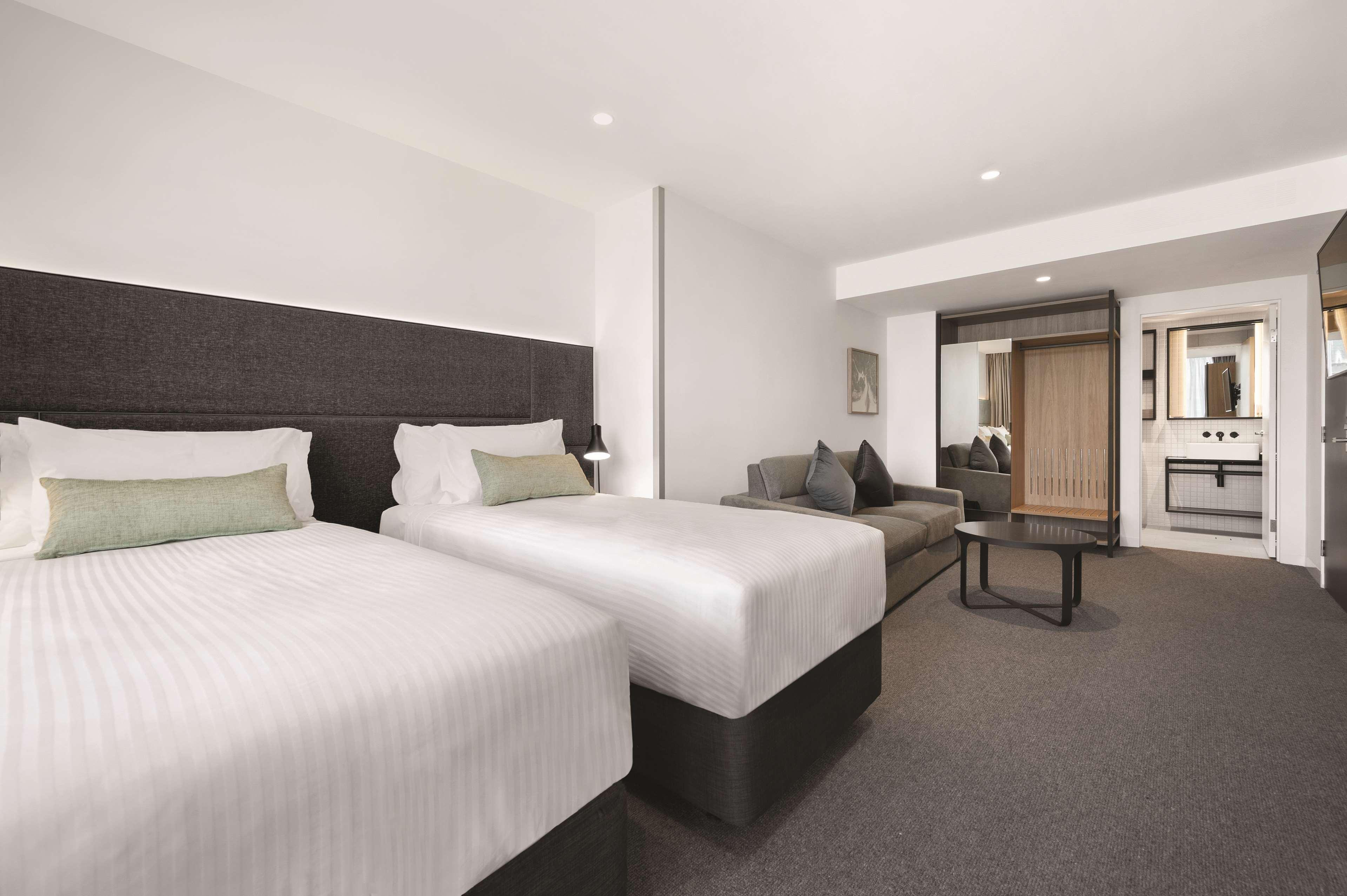 Vibe Hotel Мелбърн Екстериор снимка