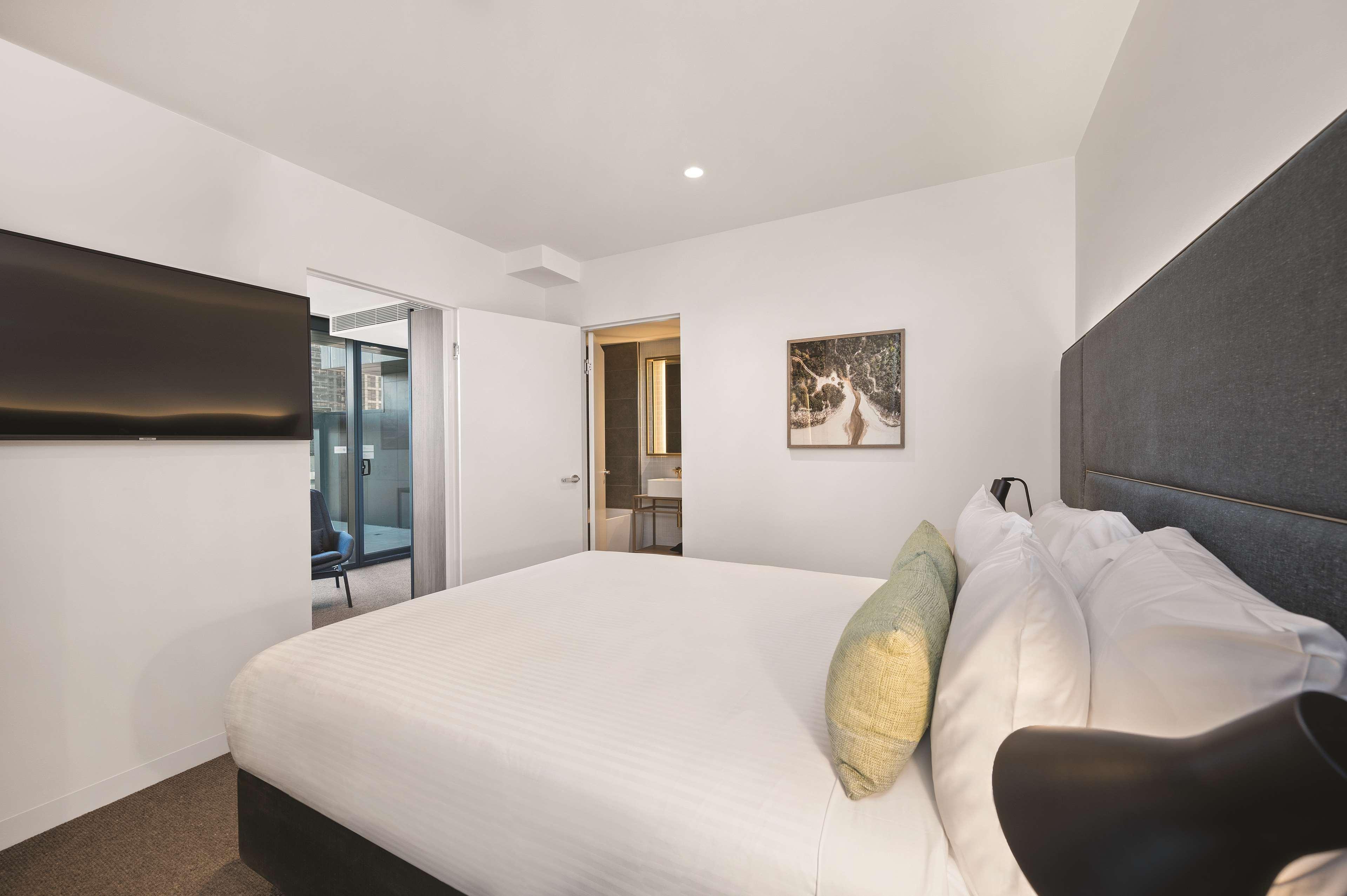 Vibe Hotel Мелбърн Екстериор снимка